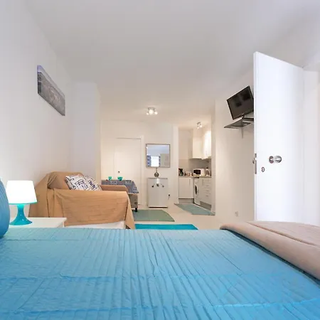 Apartment Alfama & *